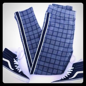 Plaid checkered pants with stripe